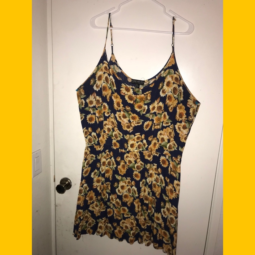 FINAL SALE 🌹 Sunflower dress 💛🌻